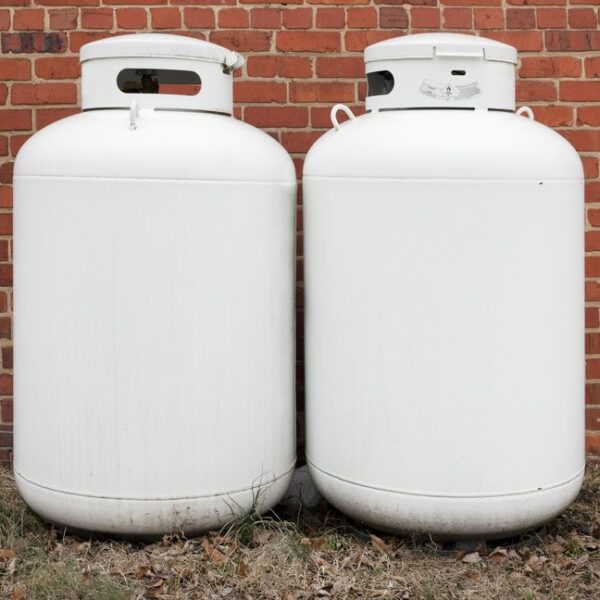 200 pound propane tank for small spaces